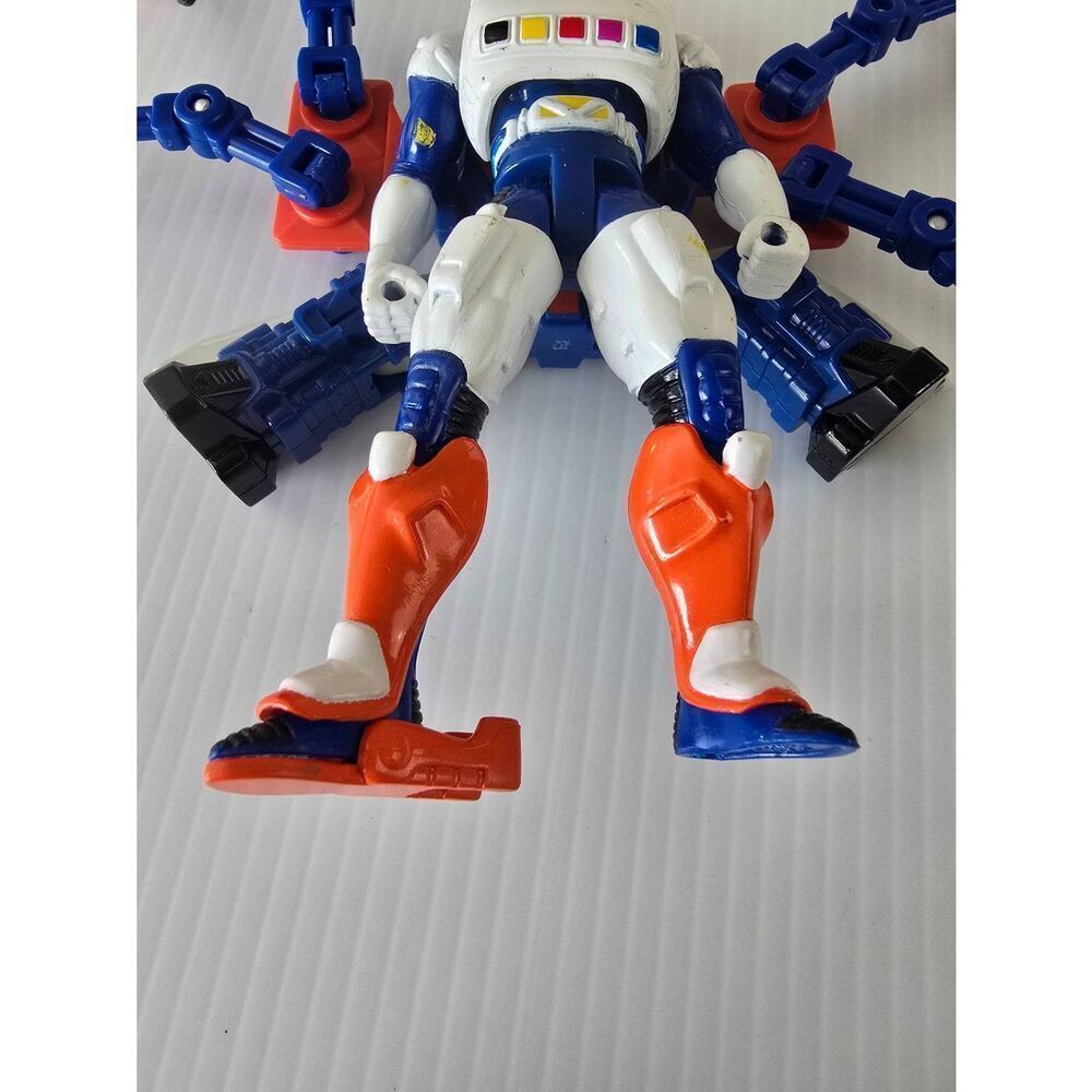 Power Rangers in Space Blue Battlized Power Ranger *Incomplete* - Picture 3 of 8